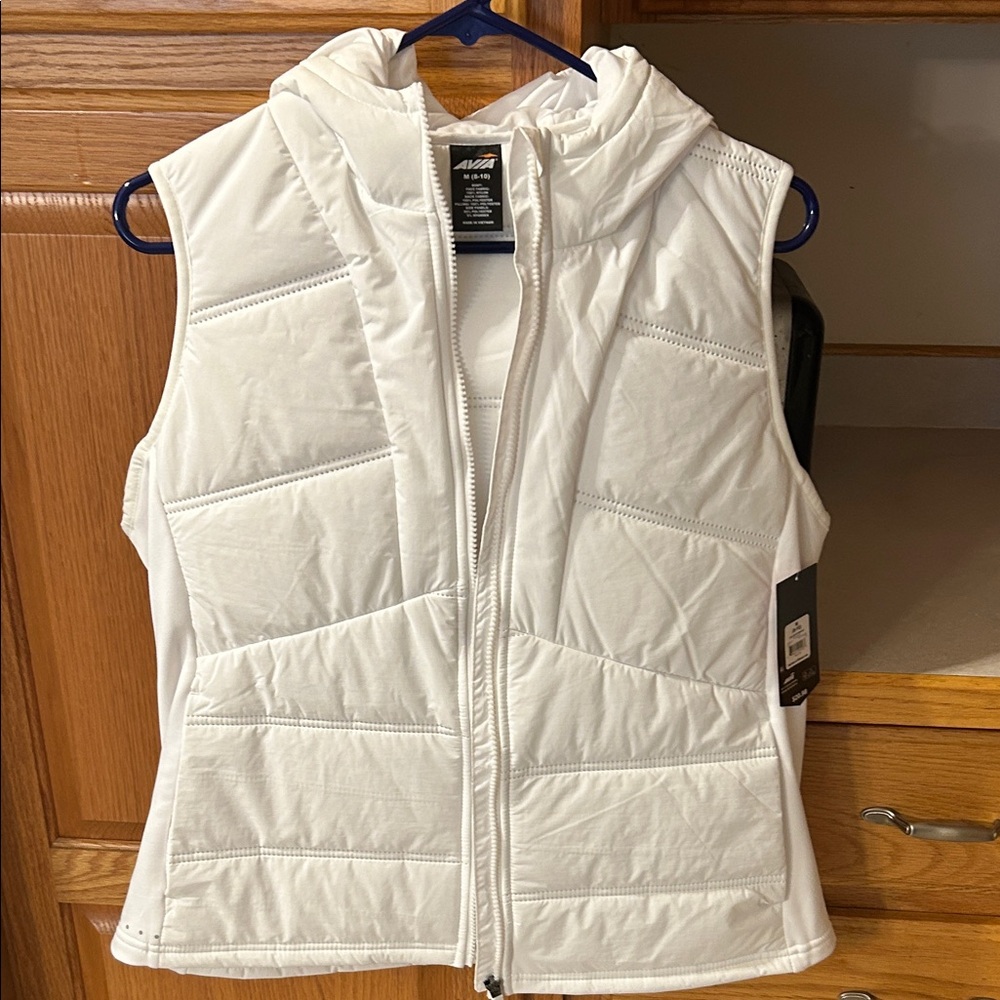 Avia Cream Hooded Vest